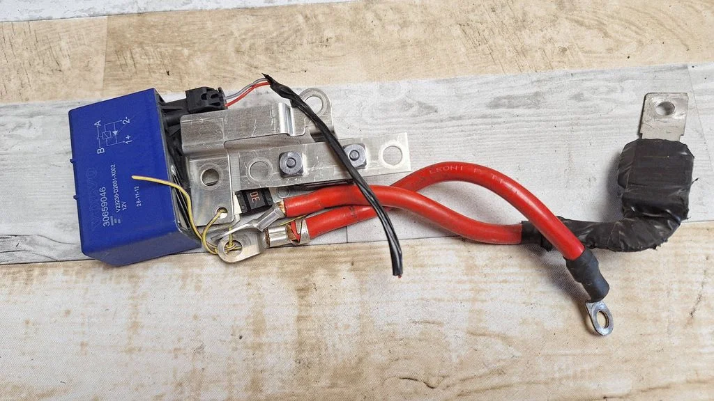 Other relay 30659046