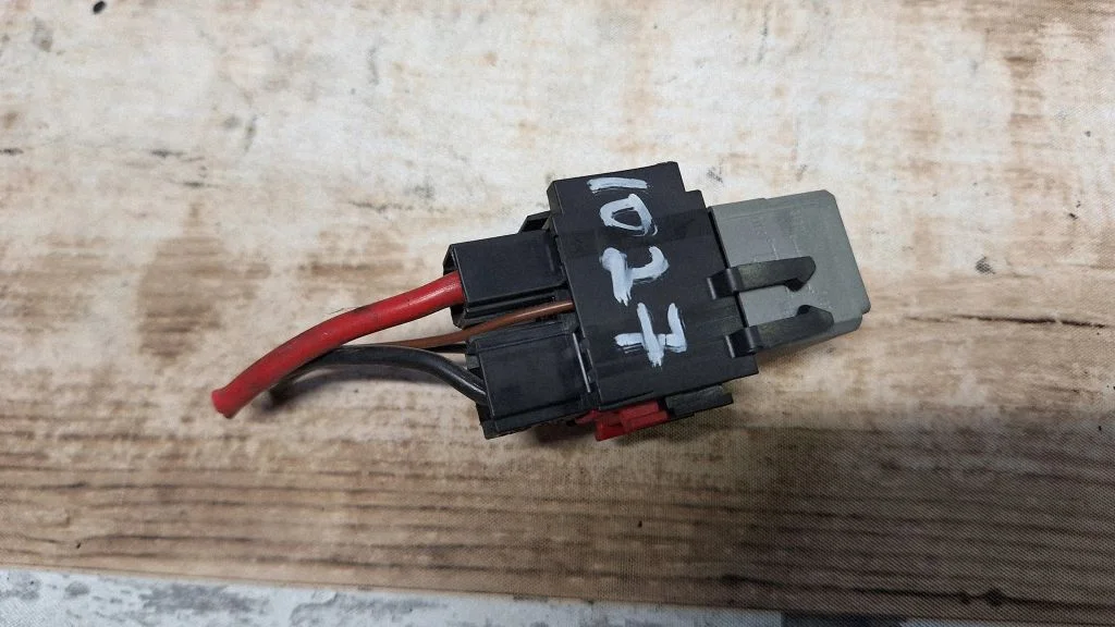 Other relay A0025422619