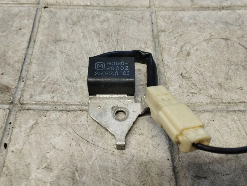 Other relay – Toyota Avensis T250 (2003-2006)
