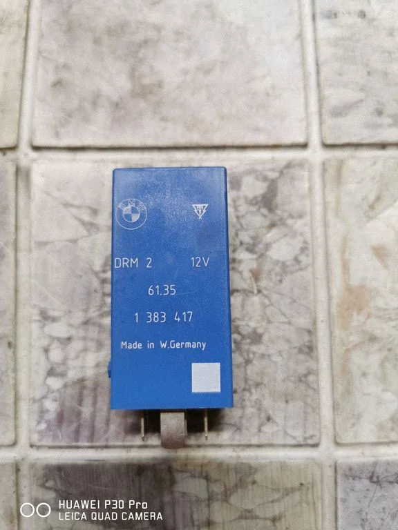 Other relay 61351383417