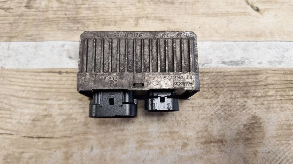 Eelsüüteküünalde relee – Ford Transit Custom (2013-2023)