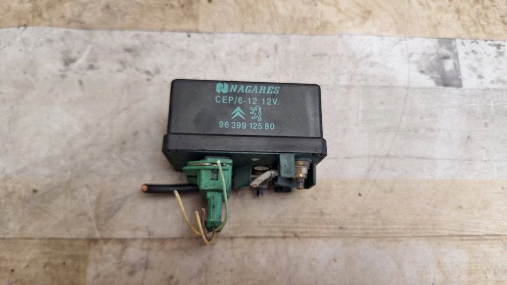 Glow plug pre-heat relay 9639912580