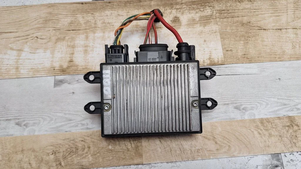Glow plug pre-heat relay A6391530779
