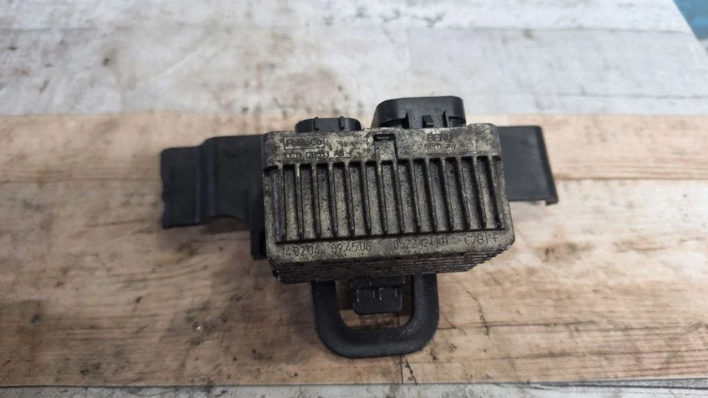 Glow plug pre-heat relay CC1112B533AB