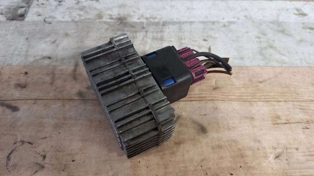 Glow plug pre-heat relay 55353011