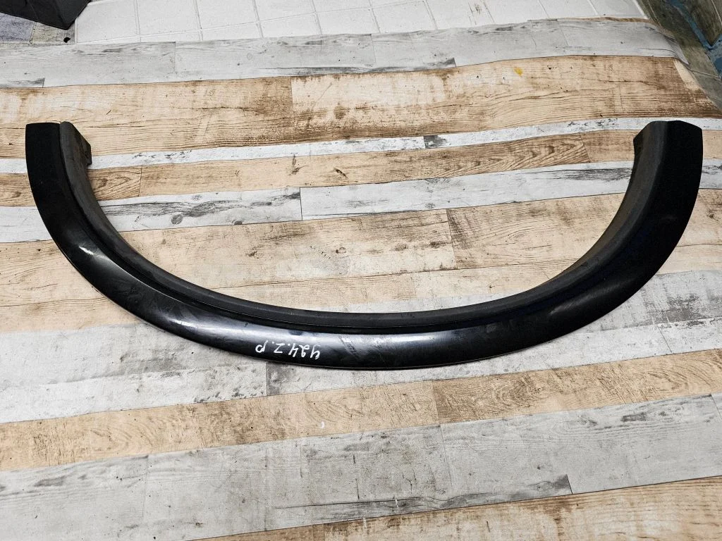 Rear arch trim 30779580