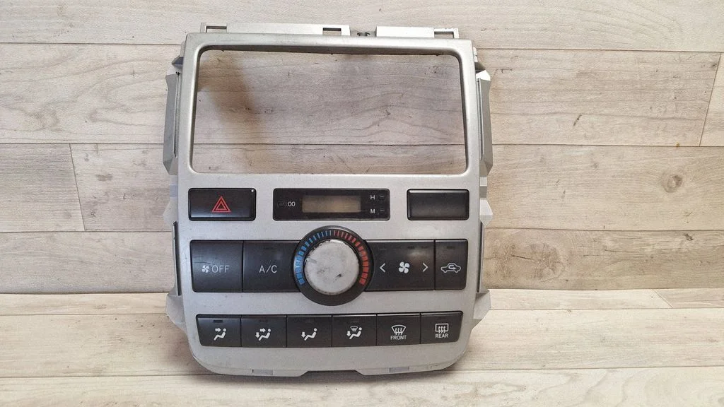Climate control unit 5590044270