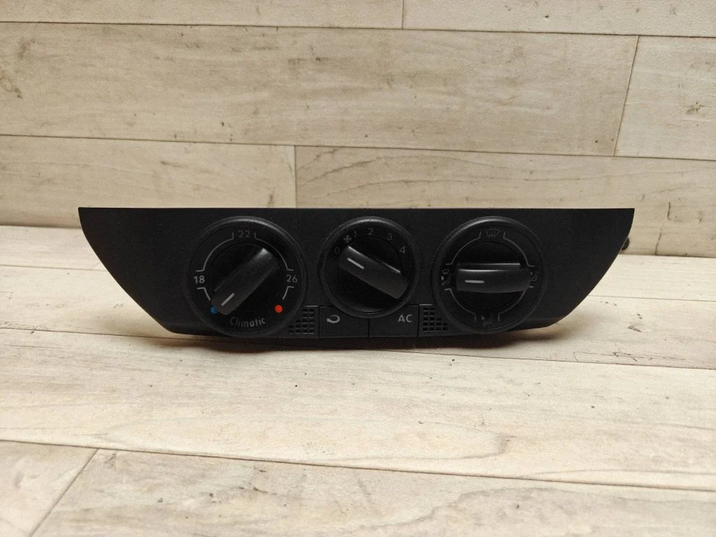 Climate control unit – Volkswagen Polo IV 9N3 (2005-2009)