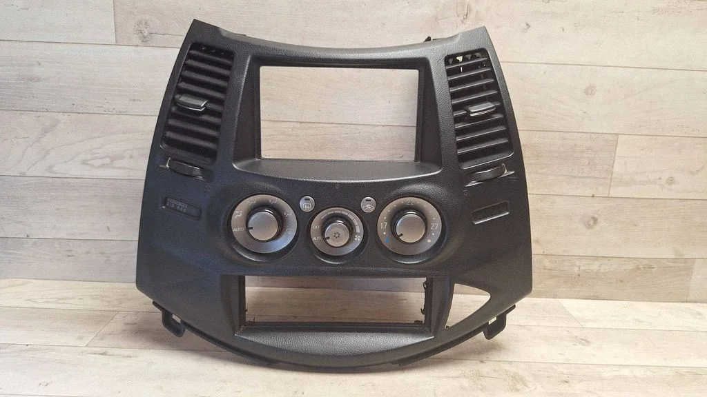 Climate control unit 7820A071