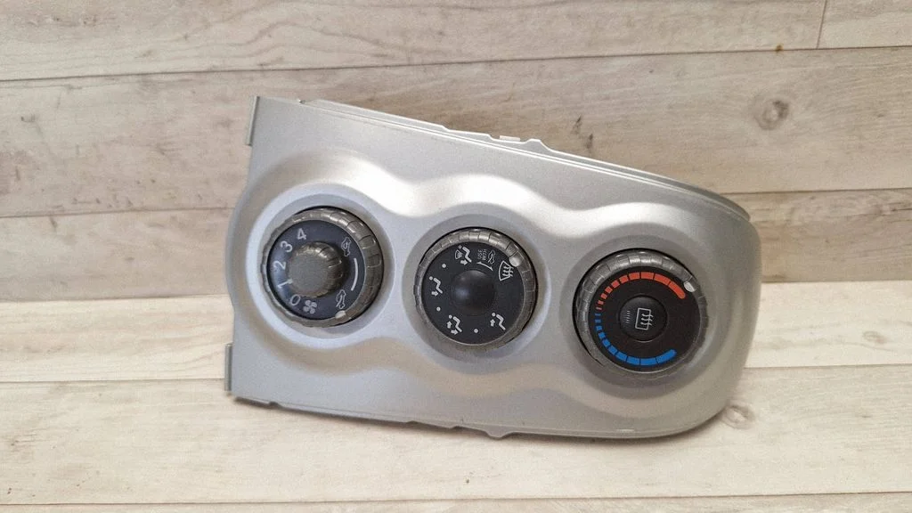 Climate control unit 554060D190