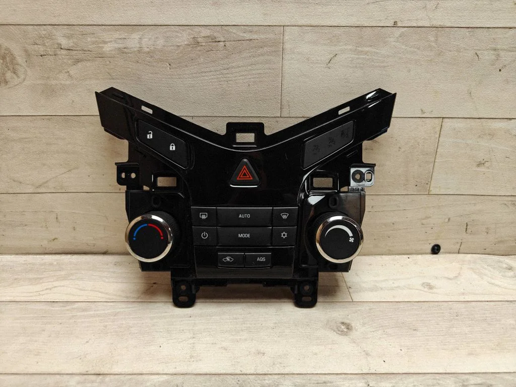 Climate control unit 3827208