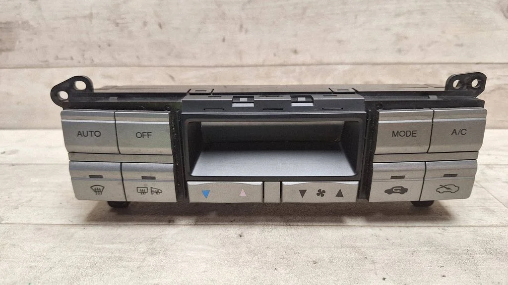 Climate control unit 79600SJHG41