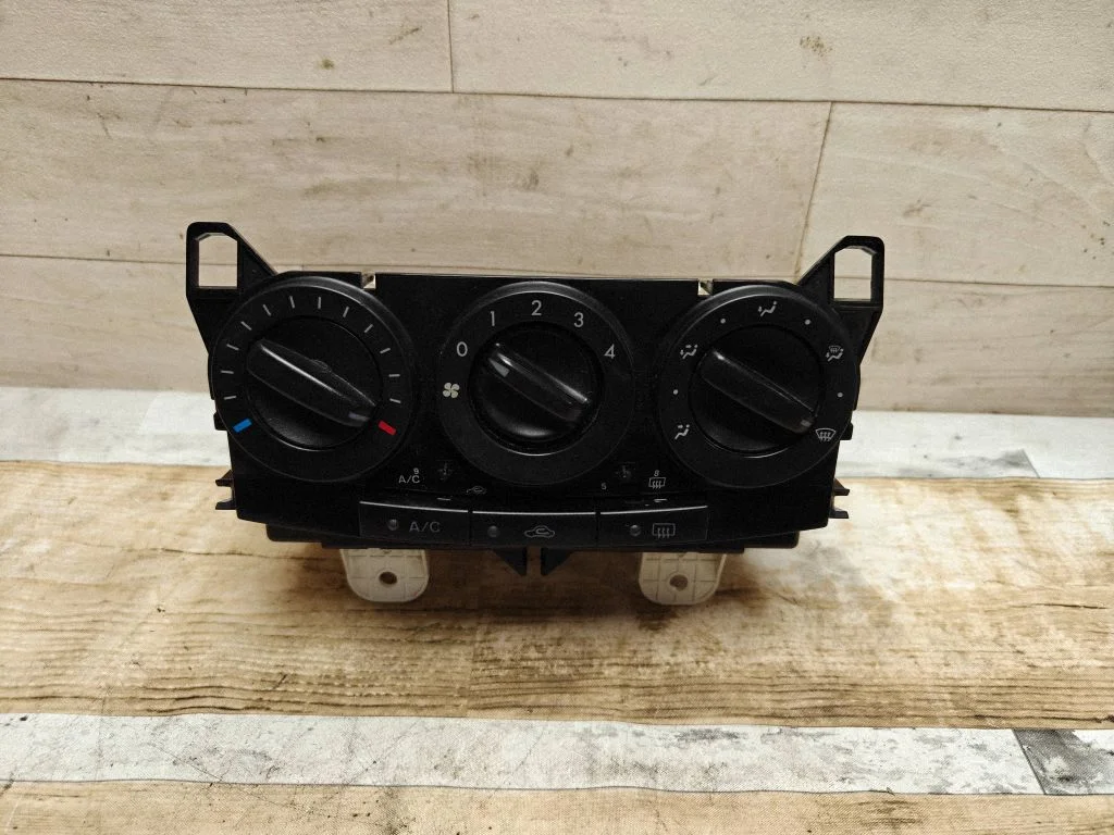 Climate control unit M1900CC33