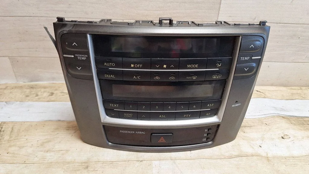 Climate control unit 8401053020