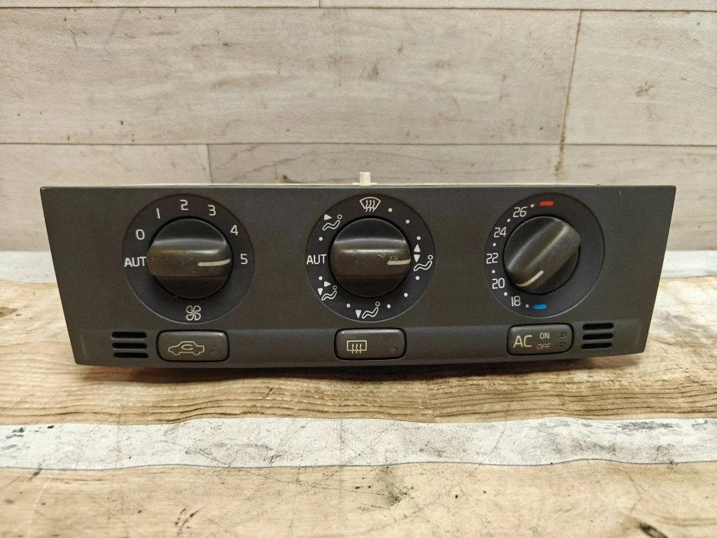 Panel sterowania klimatyzacją / nawiewem 614029