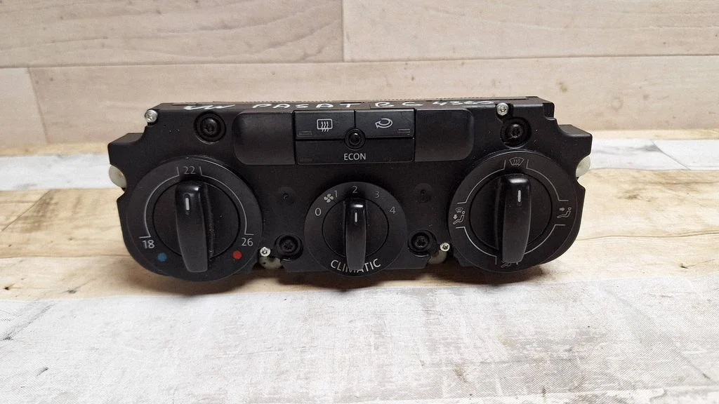 Climate control unit 74730920
