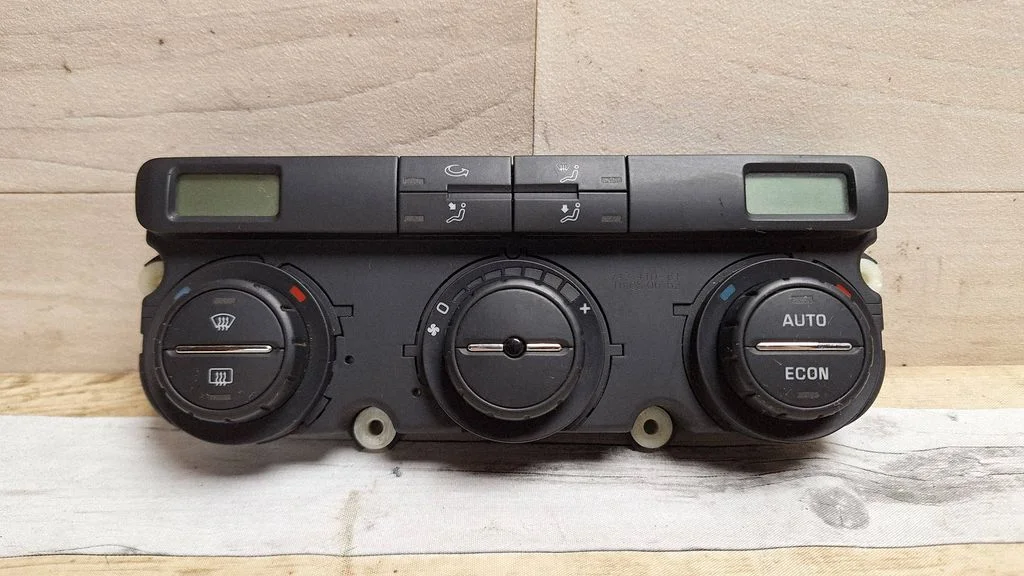 Climate control unit 74241061