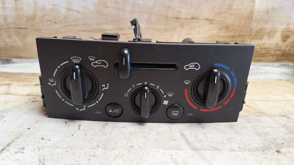 Panel sterowania klimatyzacją / nawiewem – Peugeot 207 CC (2007-2014)