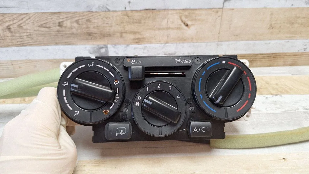 Climate control unit 275103LM3C