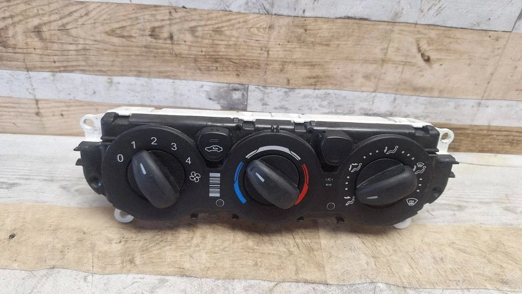 Kliimaseadme/kütte juhtplokk (salongis) – Ford Transit Custom (2013-2023)