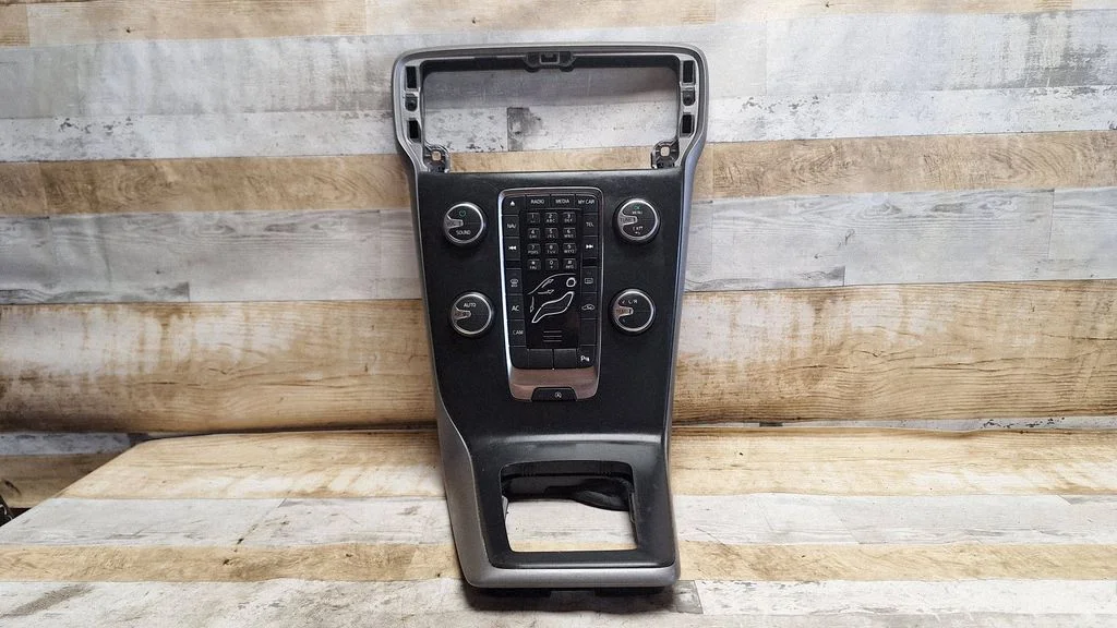 Climate control unit 31306639