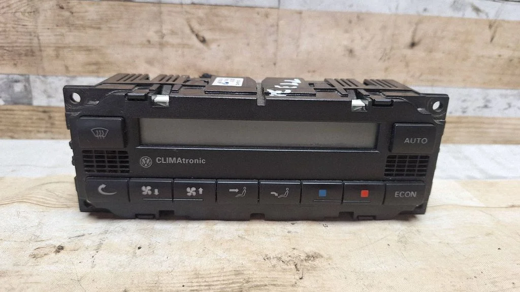 Climate control unit 3B1907044K