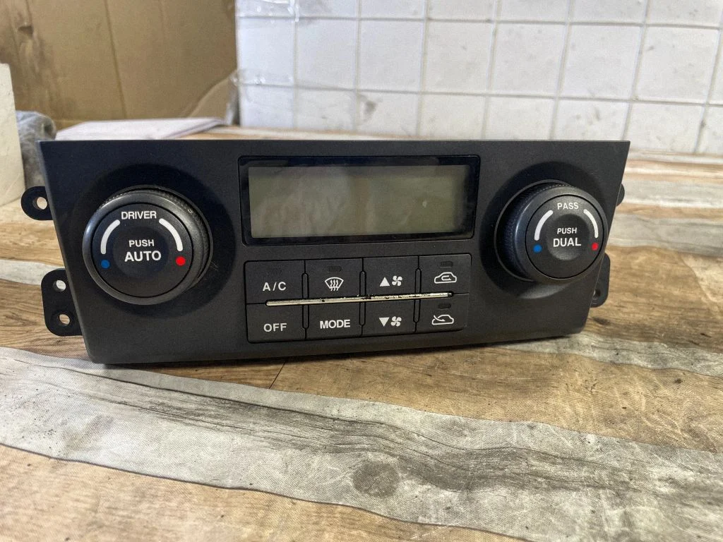 Climate control unit 972503E260