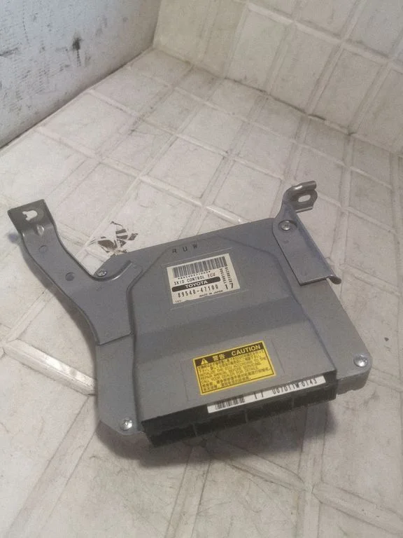 ABS-juhtplokk – Toyota Prius (XW20) (2003-2009)