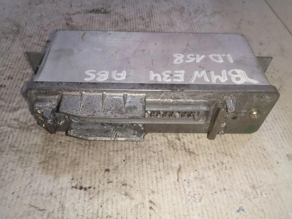 ABS-juhtplokk – BMW 5-seeria E34 (1988-1996)