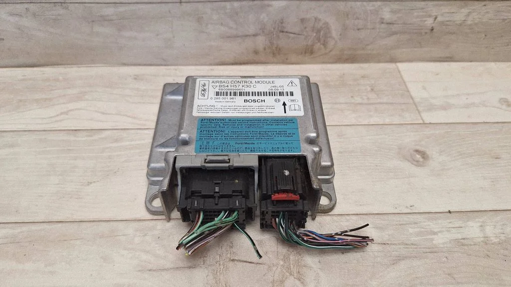 Airbag control unit/module – Mazda 3 II (2009-2013)