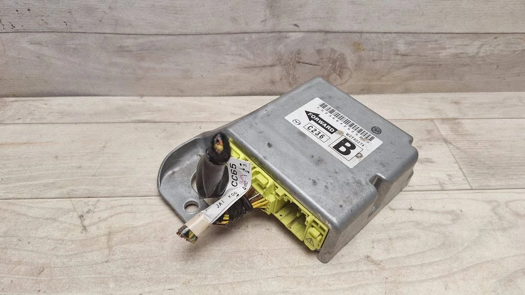 Airbag control unit/module – Mazda 5 (2005-2010)