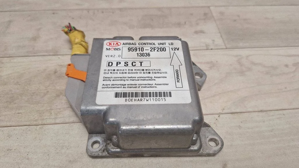 Airbag control unit/module 959102F200