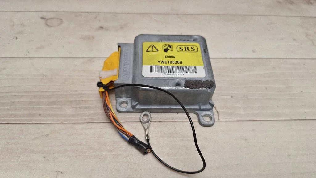 Airbag control unit/module YWC106360