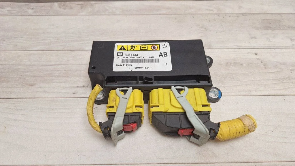 Airbag control unit/module 13505823