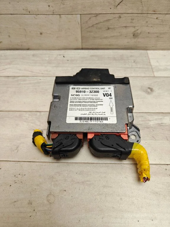 Airbag control unit/module – Hyundai i40 (2011-)