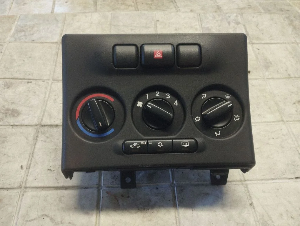 Climate control unit – Opel Zafira A (1999-2005)