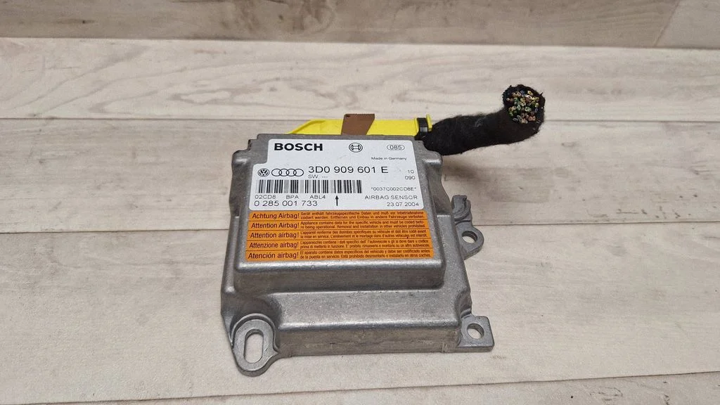 Sterownik poduszek powietrznych 3D0909601E