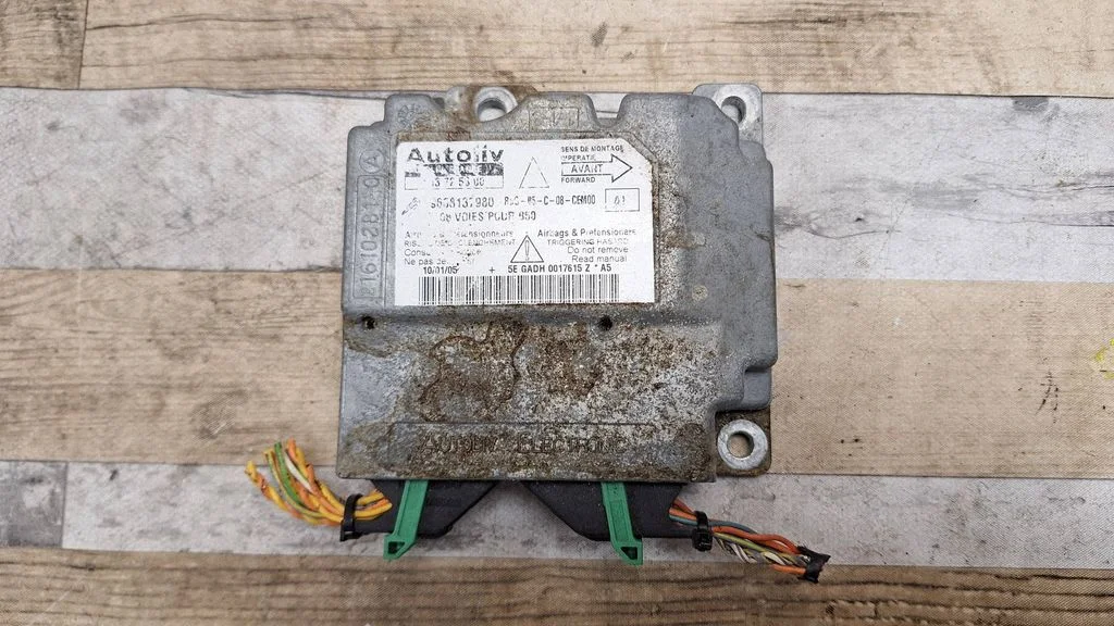 Airbag control unit/module 21610281