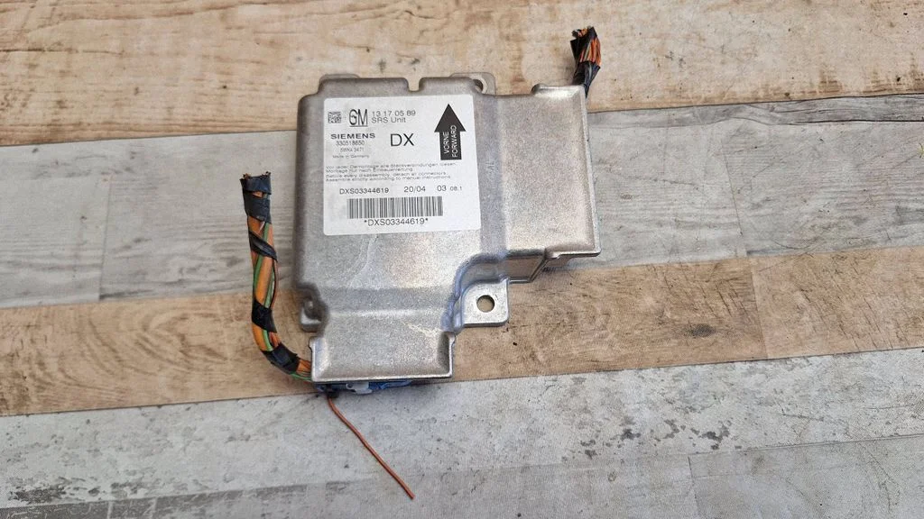 Airbag control unit/module – Opel Vectra C (2002-2005)