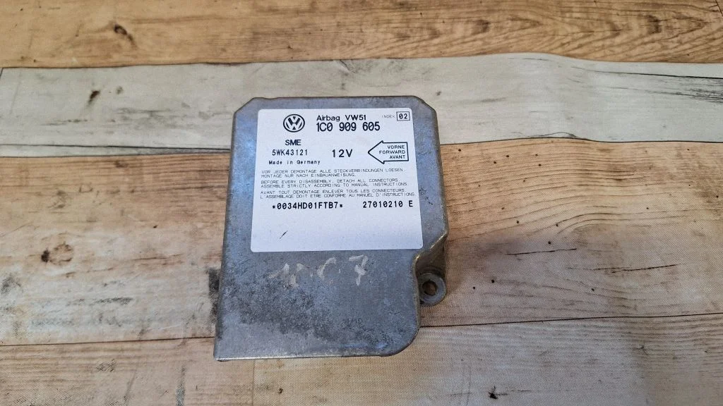 Sterownik poduszek powietrznych 1C0909605