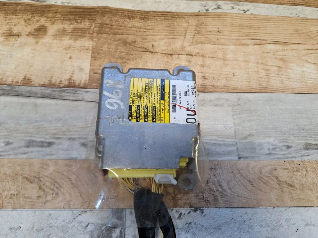 Drošības spilvenu vadības bloks 891700D210