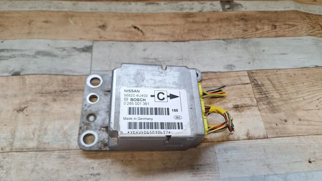 Airbag control unit/module 988204U400
