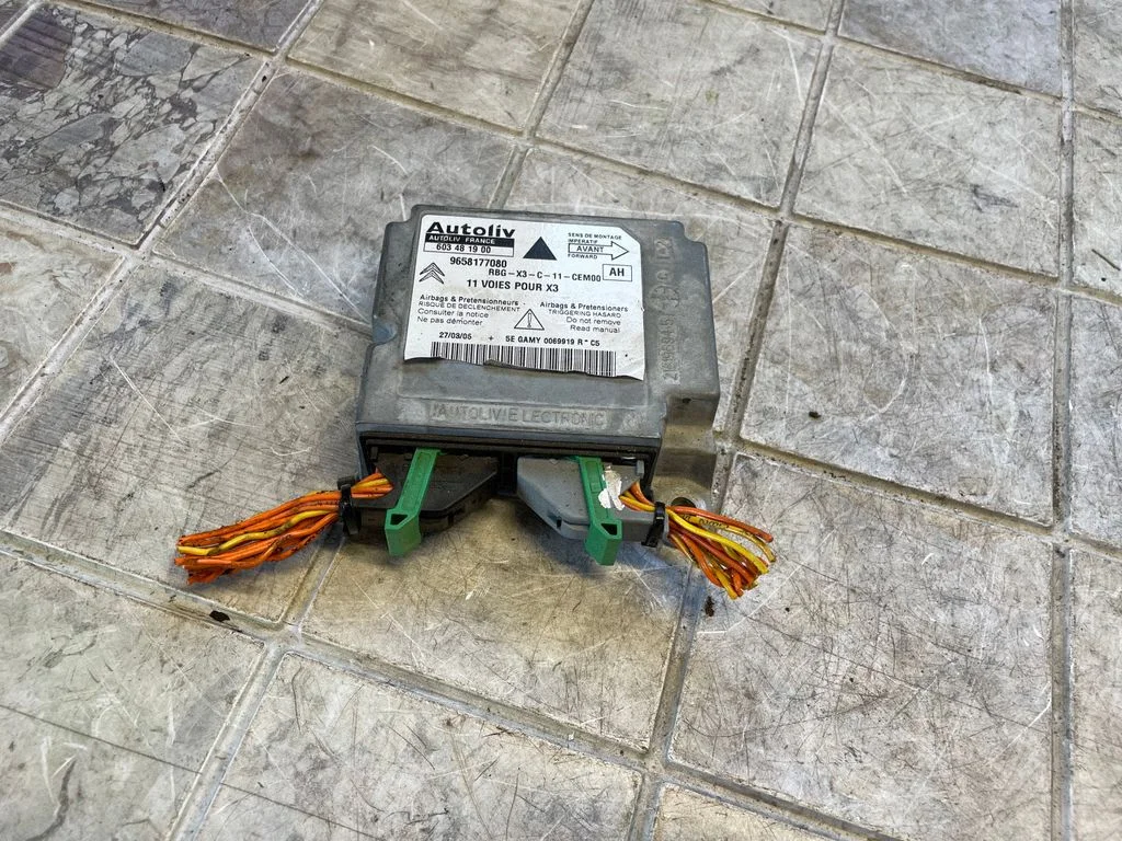Airbag control unit/module 9658177080