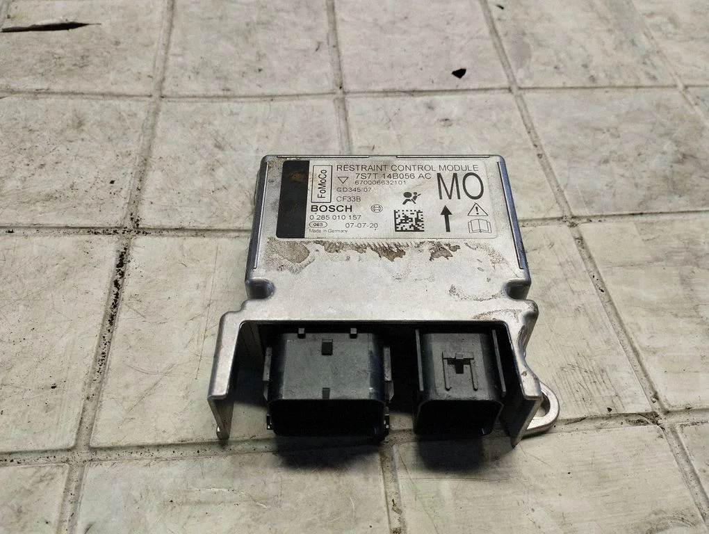 Airbag control unit/module 7S7T14B056AC