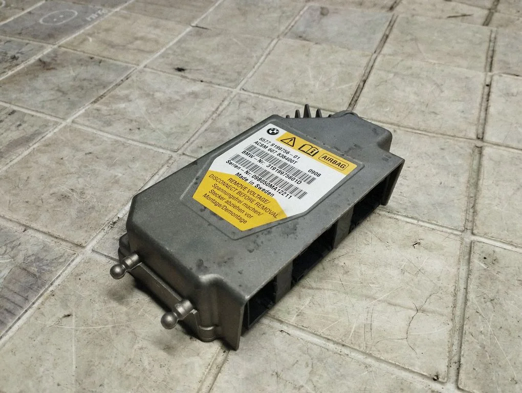 Drošības spilvenu vadības bloks 6577919975601