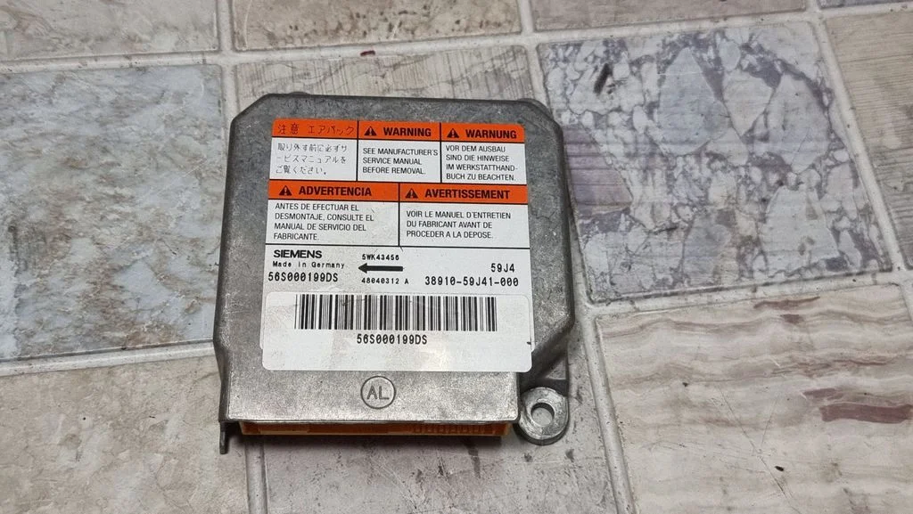 Airbag control unit/module 3891059J41000