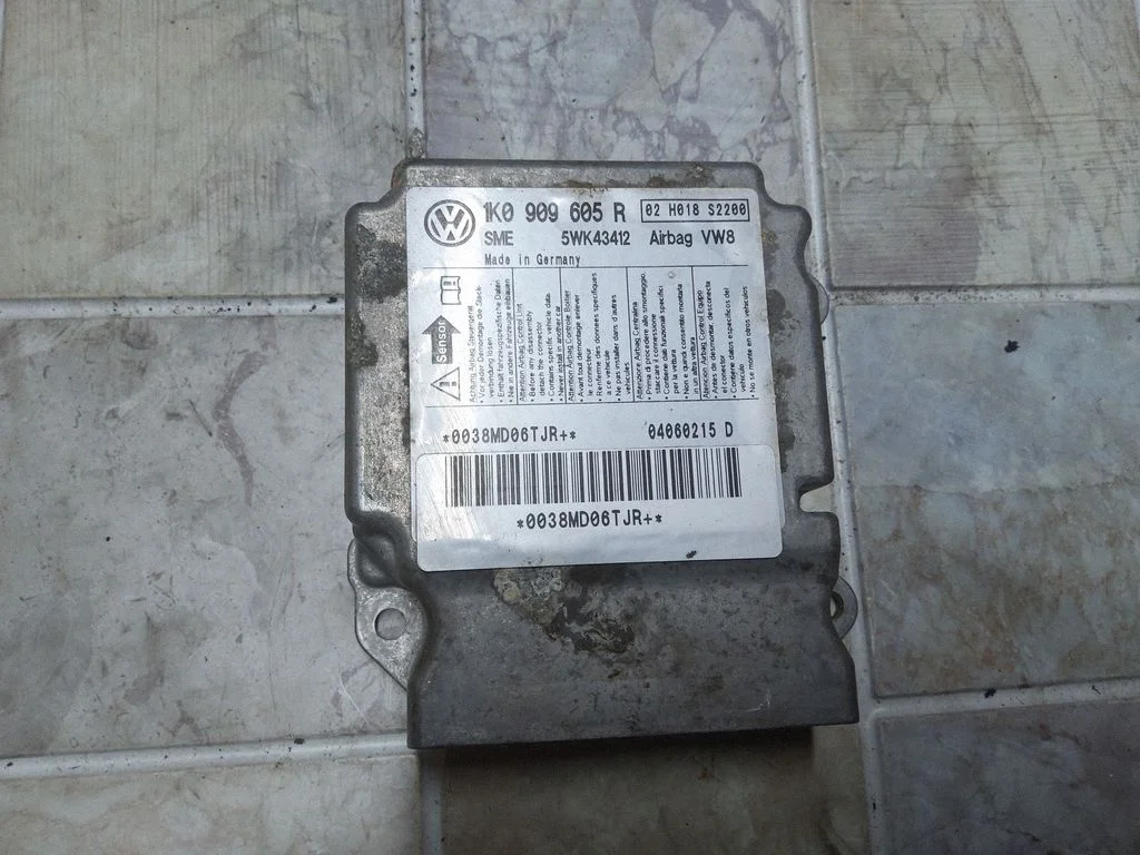 Turvapatjade juhtplokk – Skoda Octavia Mk2 (1Z) (2004-2013)