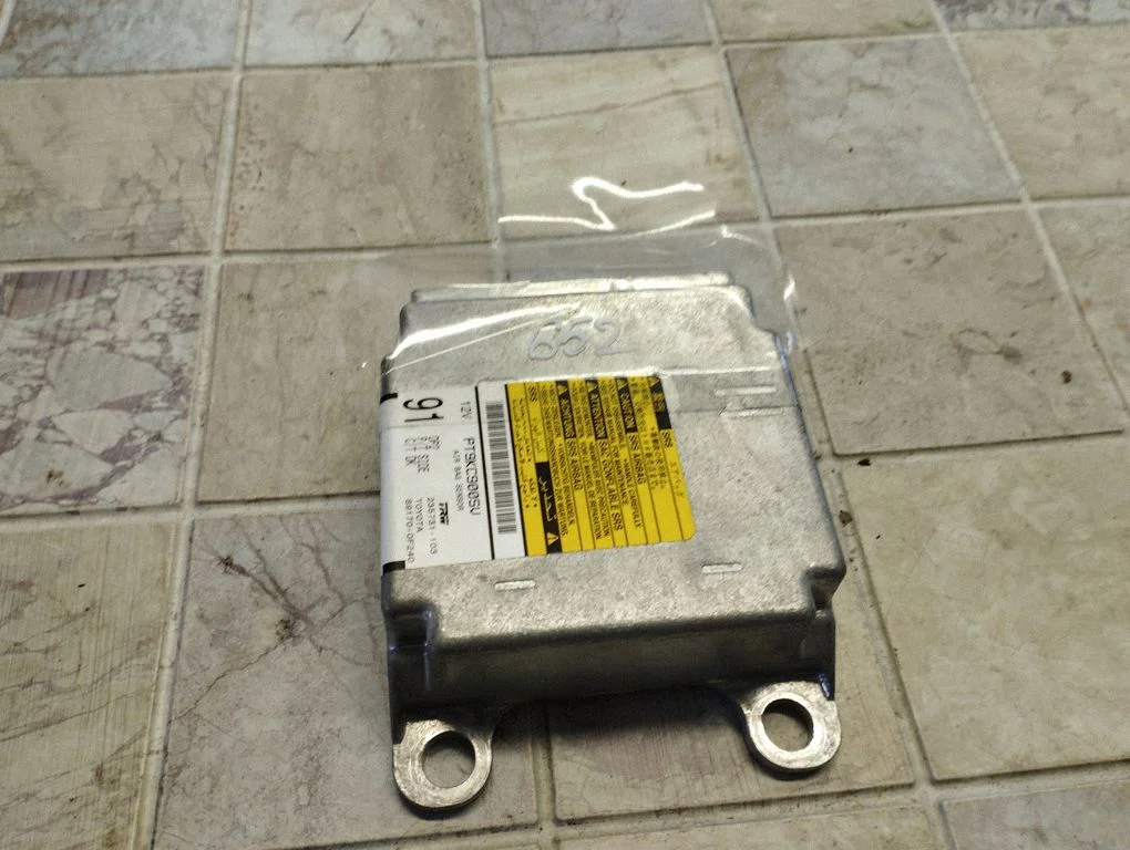 Sterownik poduszek powietrznych – Toyota Corolla Verso AR10 (2004-2009)