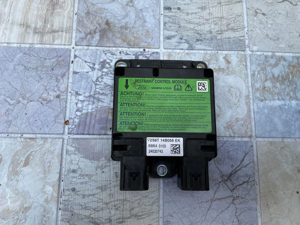 Turvapatjade juhtplokk – Ford Fiesta (2002-2005)