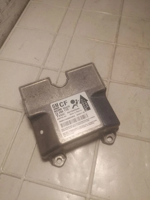 Drošības spilvenu vadības bloks – Opel Zafira C (2011-2019)